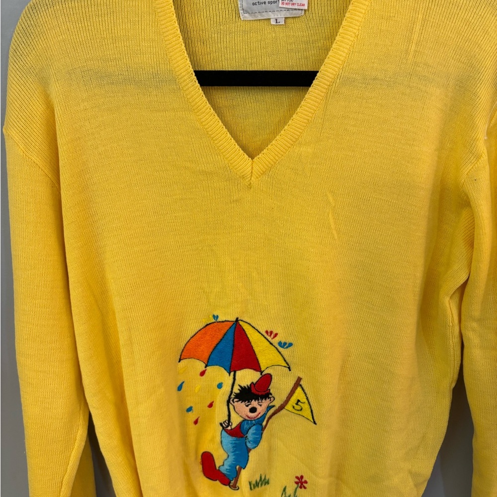 Women’s Golf Sweater with Embroidered Design